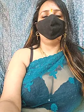 Snapshot of cute-tanvi chatting on 02.13.25 cute-tanvi online show from 02.13.25