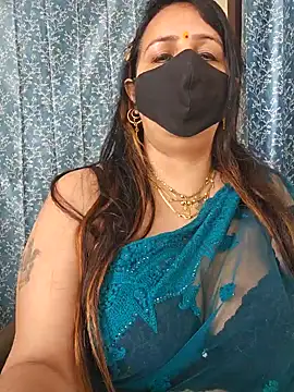 Snapshot of cute-tanvi chatting on 02.20.25 cute-tanvi online show from 02.20.25