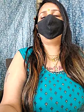 Snapshot of cute-tanvi chatting on 02.25.25 cute-tanvi online show from 02.25.25