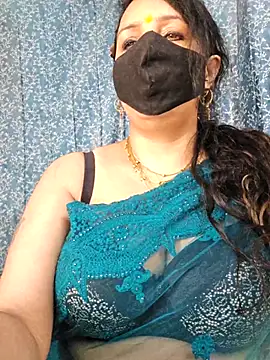 Snapshot of cute-tanvi chatting on 03.04.25 cute-tanvi online show from 03.04.25