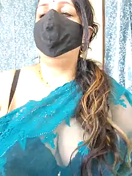 Snapshot of cute-tanvi chatting on 03.08.25 cute-tanvi online show from 03.08.25
