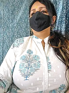 Snapshot of cute-tanvi chatting on 03.12.25 cute-tanvi online show from 03.12.25