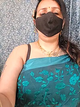 Snapshot of cute-tanvi chatting on 03.14.25 cute-tanvi online show from 03.14.25