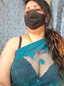 Snapshot of cute-tanvi chatting on 03.17.25 cute-tanvi online show from 03.17.25