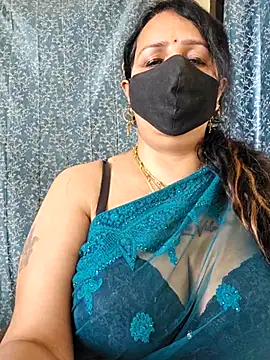 Snapshot of cute-tanvi chatting on 03.17.25 cute-tanvi online show from 03.17.25