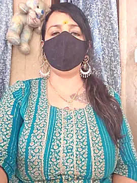 cute-tanvi online show from 04.21.26