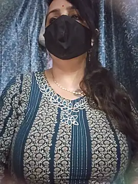 Snapshot of cute-tanvi chatting on 07.18.26 cute-tanvi online show from 07.18.26