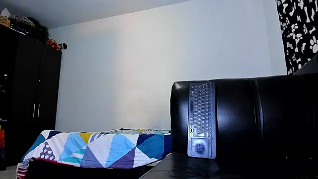 Snapshot of ares_sexxx chatting on 11.08.25 ares sexxx online show from 11.08.25