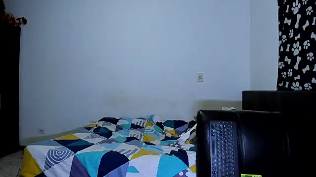 Snapshot of ares_sexxx chatting on 11.12.25 ares sexxx online show from 11.12.25