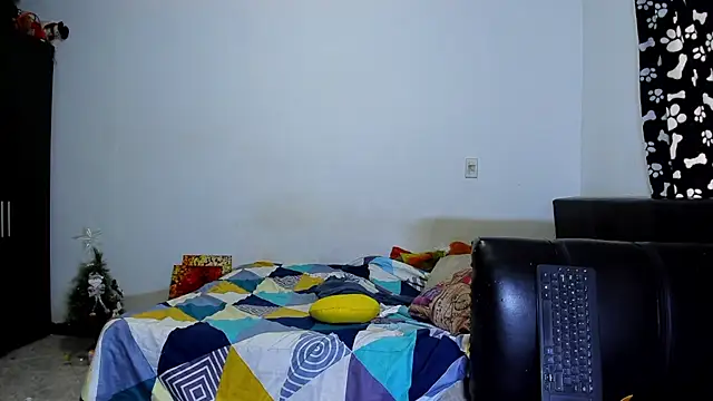 Snapshot of ares_sexxx chatting on 11.21.25 ares sexxx online show from 11.21.25