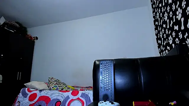 Snapshot of ares_sexxx chatting on 12.03.25 ares sexxx online show from 12.03.25