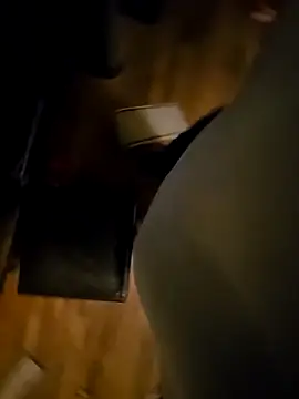 Snapshot of youngbuck91x chatting on 02.21.26 youngbuck91x online show from 02.21.26