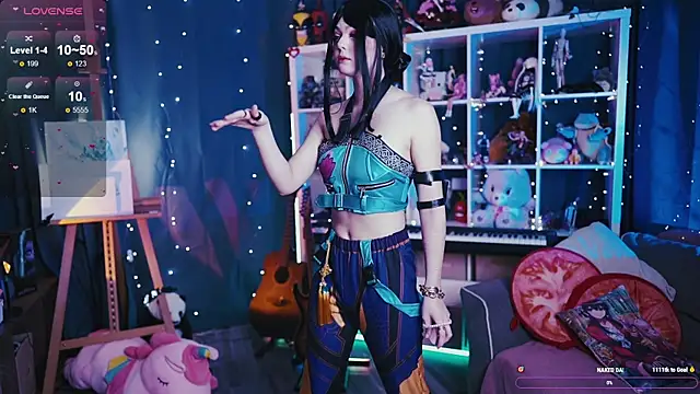 Snapshot of MadnessAlison chatting on 11.29.25 MadnessAlison online show from 11.29.25