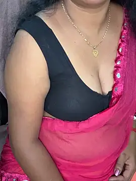 Snapshot of Anushka_21 chatting on 11.02.25 Anushka 21 online show from 11.02.25