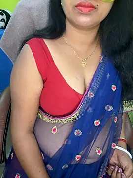 Snapshot of Anushka_21 chatting on 11.23.25 Anushka 21 online show from 11.23.25