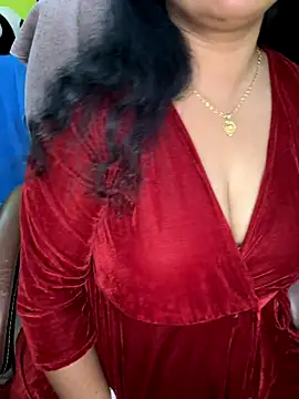 Snapshot of Anushka_21 chatting on 11.24.25 Anushka 21 online show from 11.24.25