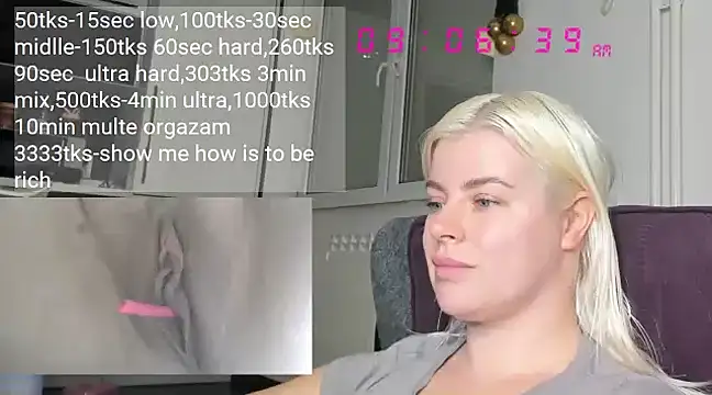 Snapshot of queenofthenighttt chatting on 12.21.24 queenofthenighttt online show from 12.21.24