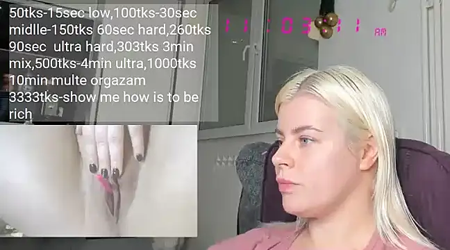 Snapshot of queenofthenighttt chatting on 12.26.24 queenofthenighttt online show from 12.26.24