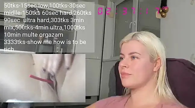 Snapshot of queenofthenighttt chatting on 12.28.24 queenofthenighttt online show from 12.28.24