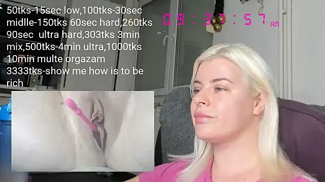 Snapshot of queenofthenighttt chatting on 02.01.25 queenofthenighttt online show from 02.01.25