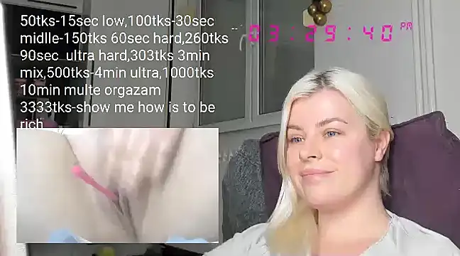 Snapshot of queenofthenighttt chatting on 02.22.25 queenofthenighttt online show from 02.22.25