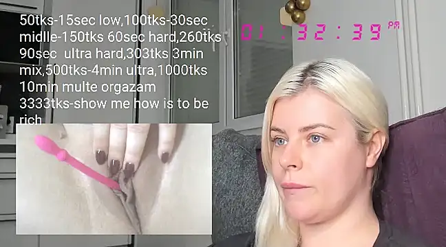 Snapshot of queenofthenighttt chatting on 02.25.25 queenofthenighttt online show from 02.25.25