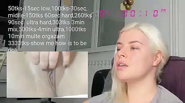 Snapshot of queenofthenighttt chatting on 03.04.25 queenofthenighttt online show from 03.04.25