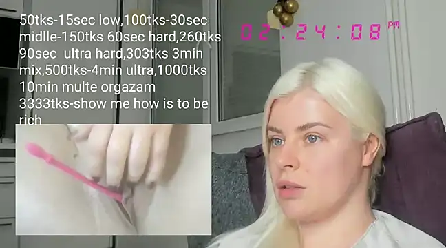 Snapshot of queenofthenighttt chatting on 03.06.25 queenofthenighttt online show from 03.06.25