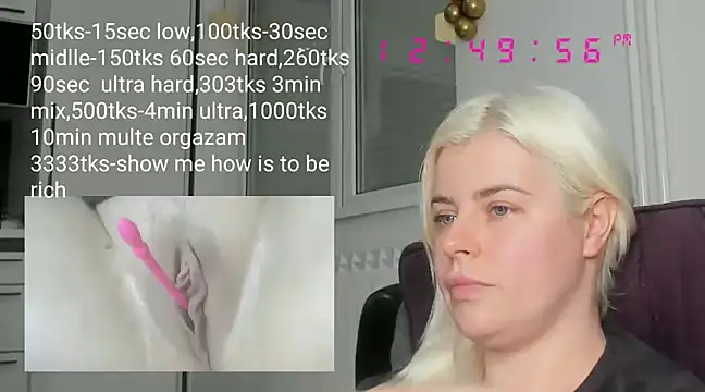 Snapshot of queenofthenighttt chatting on 03.07.25 queenofthenighttt online show from 03.07.25