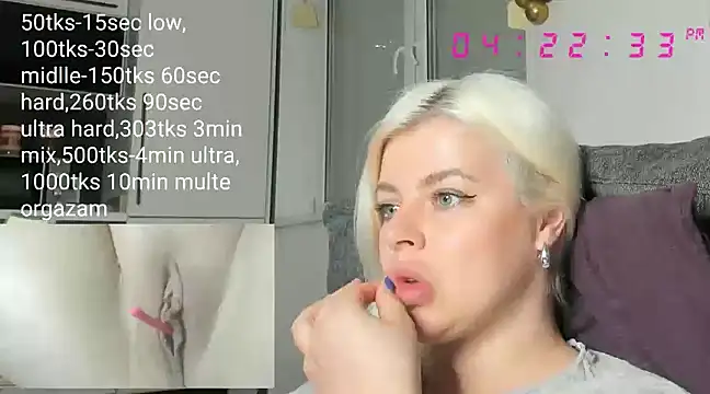 Snapshot of queenofthenighttt chatting on 03.21.25 queenofthenighttt online show from 03.21.25