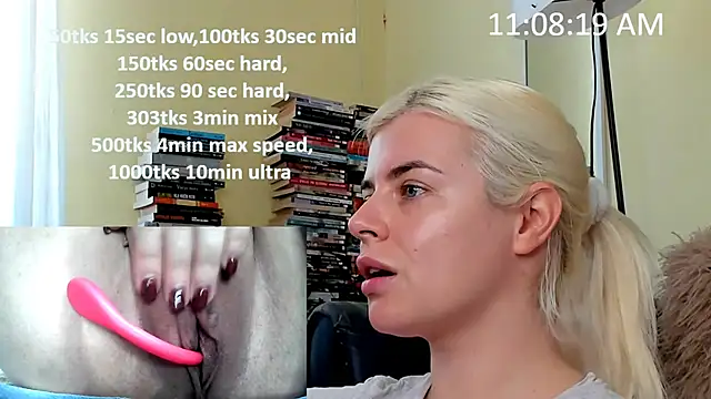 Snapshot of queenofthenighttt chatting on 01.12.26 queenofthenighttt online show from 01.12.26