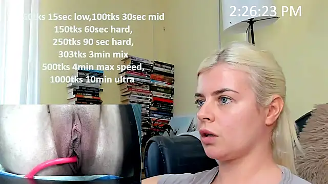 Snapshot of queenofthenighttt chatting on 01.17.26 queenofthenighttt online show from 01.17.26