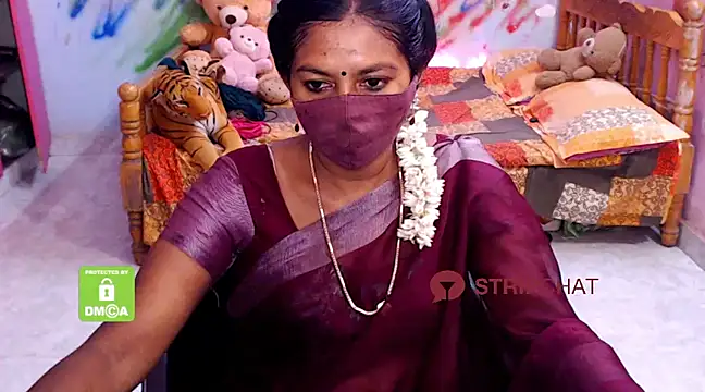 Snapshot of Novapol chatting on 03.02.25 Novapol online show from 03.02.25