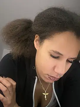 Snapshot of AaliyahHarris chatting on 01.29.25 AaliyahHarris online show from 01.29.25