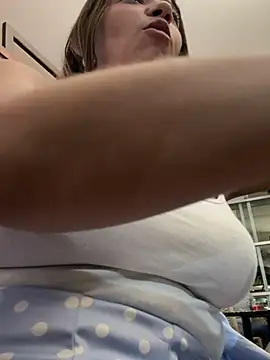 Snapshot of Hall_16 chatting on 12.14.24 Hall 16 online show from 12.14.24