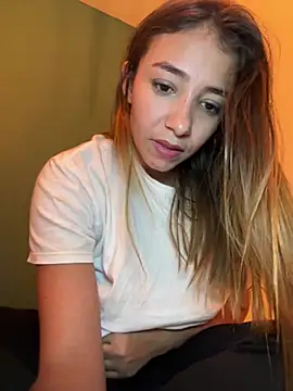 Snapshot of Hall_16 chatting on 01.08.25 Hall 16 online show from 01.08.25