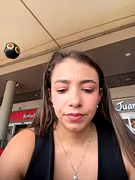 Snapshot of Hall_16 chatting on 10.10.25 Hall 16 online show from 10.10.25