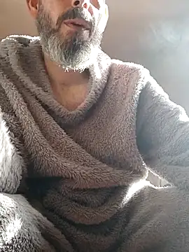 207RCCam online show from 03.22.25