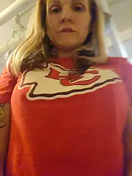 MaddisonX online show from 12.22.25