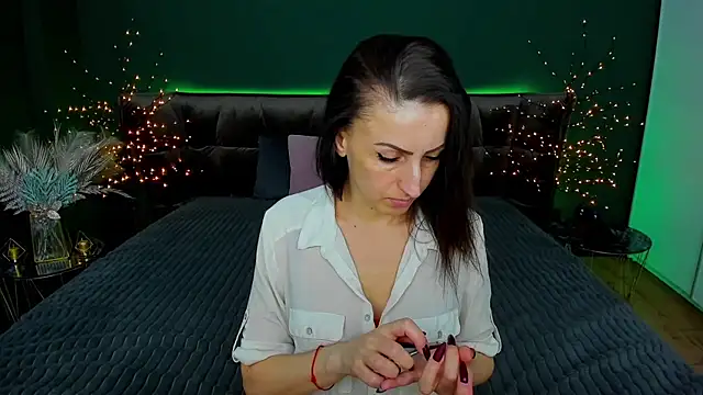 Rebecca Diamond online show from 03.09.25