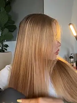 curchez  online show from 03.30.26