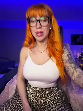 Snapshot of Pia_July_ chatting on 01.16.25 Pia July online show from 01.16.25