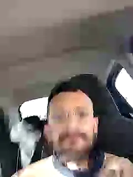 Snapshot of Lore93s chatting on 03.16.25 Lore93s online show from 03.16.25