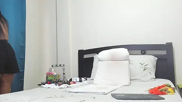 Snapshot of mara2020_69 chatting on 11.26.25 mara2020 69 online show from 11.26.25