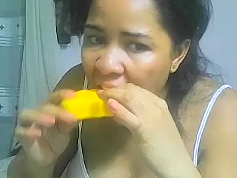 Snapshot of aleixane chatting on 01.28.25 aleixane online show from 01.28.25