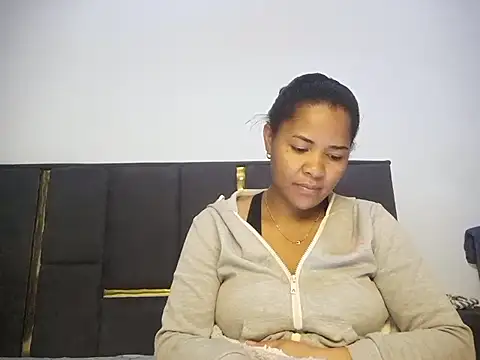 Snapshot of aleixane chatting on 07.08.26 aleixane online show from 07.08.26