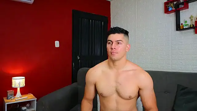 Snapshot of FelipeAndMarcello3 chatting on 01.15.25 FelipeAndMarcello3 online show from 01.15.25