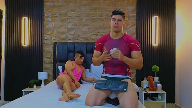 Snapshot of FelipeAndMarcello3 chatting on 02.26.25 FelipeAndMarcello3 online show from 02.26.25