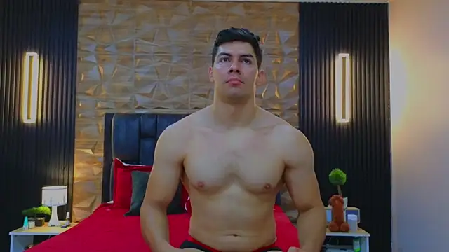 Snapshot of FelipeAndMarcello3 chatting on 03.21.25 FelipeAndMarcello3 online show from 03.21.25