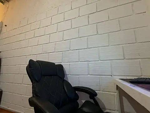 Max TheHorseDick online show from 01.07.26